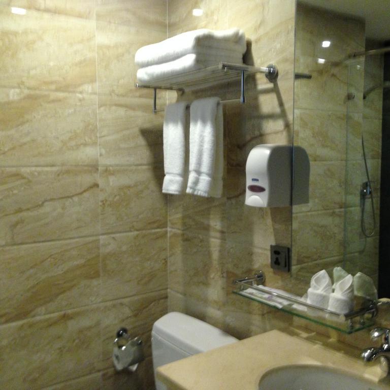 Shidu Purple Yuet Hotel Tsjoengking Kamer foto